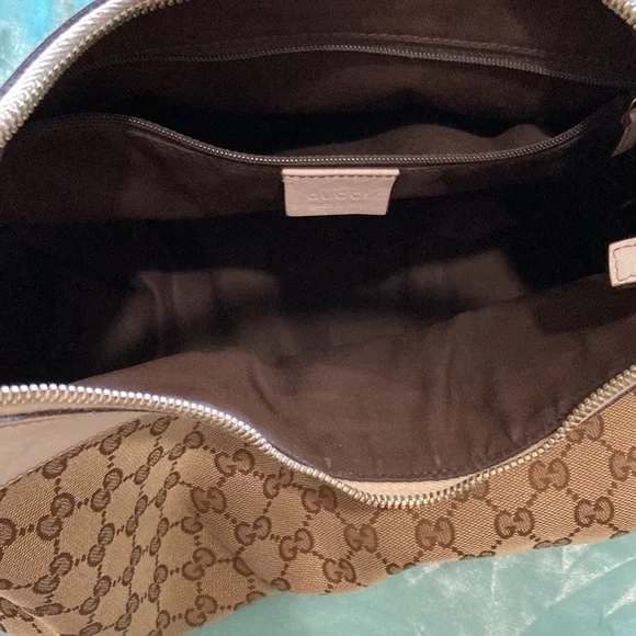 Gucci - Picture 6 of 8